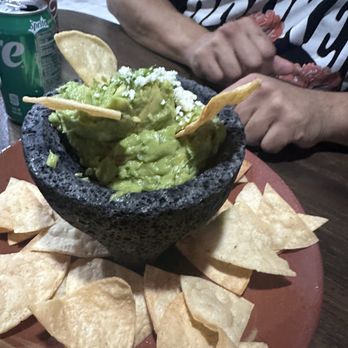 Tulum Mexican Kitchen - Guacamole and chips. Kind of bland. - Mexican Near Me - Manteca, California