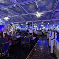 Hellas Bakery & Pita