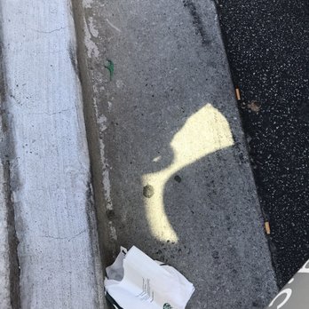 Starbucks - Parking lot on side - Coffee & Tea Near Me - Fairburn, Georgia