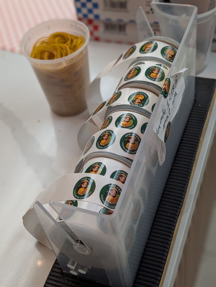 Banh Mi Le Anh Logo
