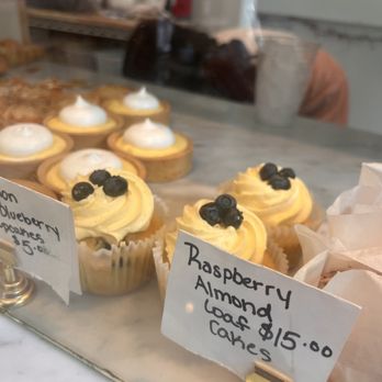 The Lost Lamb - Lemon blueberry cupcakes were soooo tempting - Patisserie/Cake Shop Near Me - Stockbridge, Massachusetts The Lost Lamb - Lemon blueberry cupcakes were soooo tempting - Patisserie/Cake Shop Near Me - Stockbridge, Massachusetts