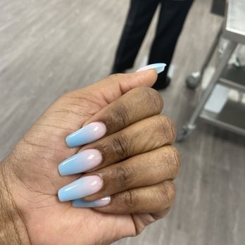 Red Sun Nails - Medium Ombré Nails - Nail Salons Near Me - Washington, DC, District of Columbia