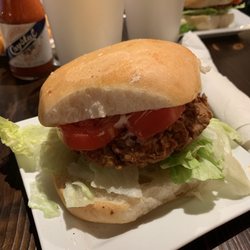 Kindred - Chick'n sandwich