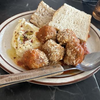 Movida - Spanish Near Me - Milwaukee, Wisconsin Movida - Spanish Near Me - Milwaukee, Wisconsin