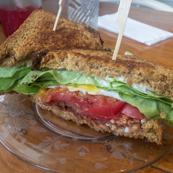 Sweedeedee - BLT - with the most unreal heirloom! - Breakfast & Brunch Near Me - Portland, Oregon Sweedeedee - BLT - with the most unreal heirloom! - Breakfast & Brunch Near Me - Portland, Oregon