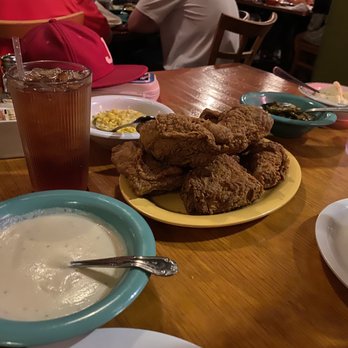 Babe's Chicken Dinner House - Chicken Shop Near Me - Arlington, Texas Babe's Chicken Dinner House - Chicken Shop Near Me - Arlington, Texas
