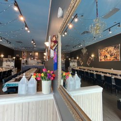 Urumqi Ozgu Uyghur Cuisine
