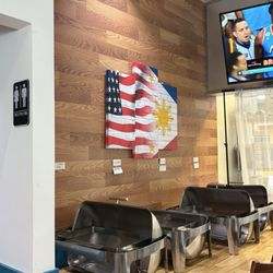 Island Cuisine Filipino and Asian Fusion - Inside