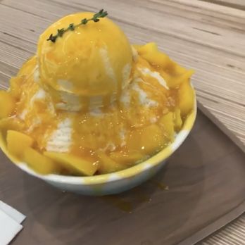 Cafe Auburndale - Mango - Coffee & Tea Near Me - Flushing, New York