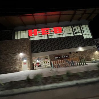 H-E-B - Outside - Grocery Near Me - Austin, Texas H-E-B - Outside - Grocery Near Me - Austin, Texas