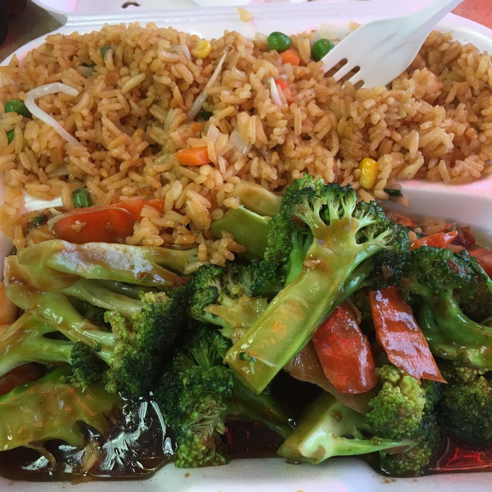 Kasco Seafood and Subs - Shrimp & brocoli with fried rice. The fried rice is surprisingly yummy. There's about six or seven small shrimps - Seafood Markets Near Me - Oxon Hill, Maryland Kasco Seafood and Subs - Shrimp & brocoli with fried rice. The fried rice is surprisingly yummy. There's about six or seven small shrimps - Seafood Markets Near Me - Oxon Hill, Maryland