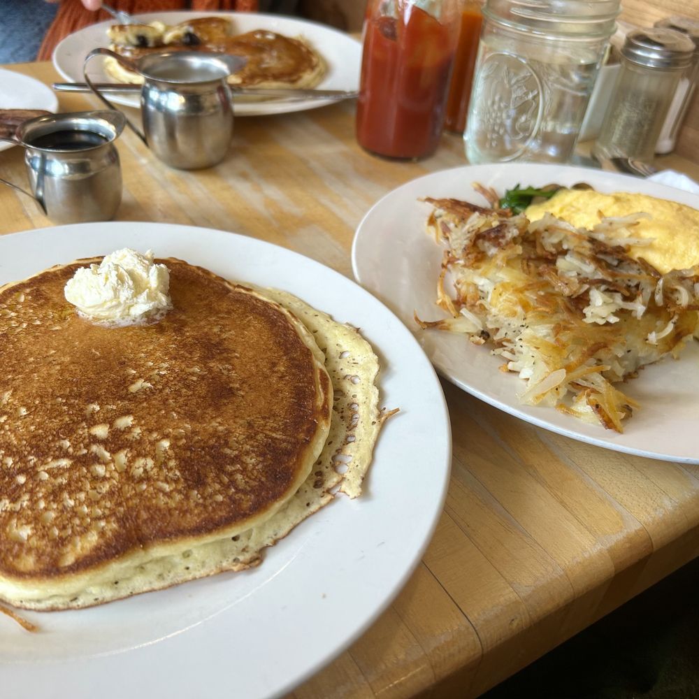 Ogden's North Street Diner - Buttermilk Pancake, Hashbrowns, Veggie Omelette. - Diners Near Me - Madison, Wisconsin Ogden's North Street Diner - Buttermilk Pancake, Hashbrowns, Veggie Omelette. - Diners Near Me - Madison, Wisconsin
