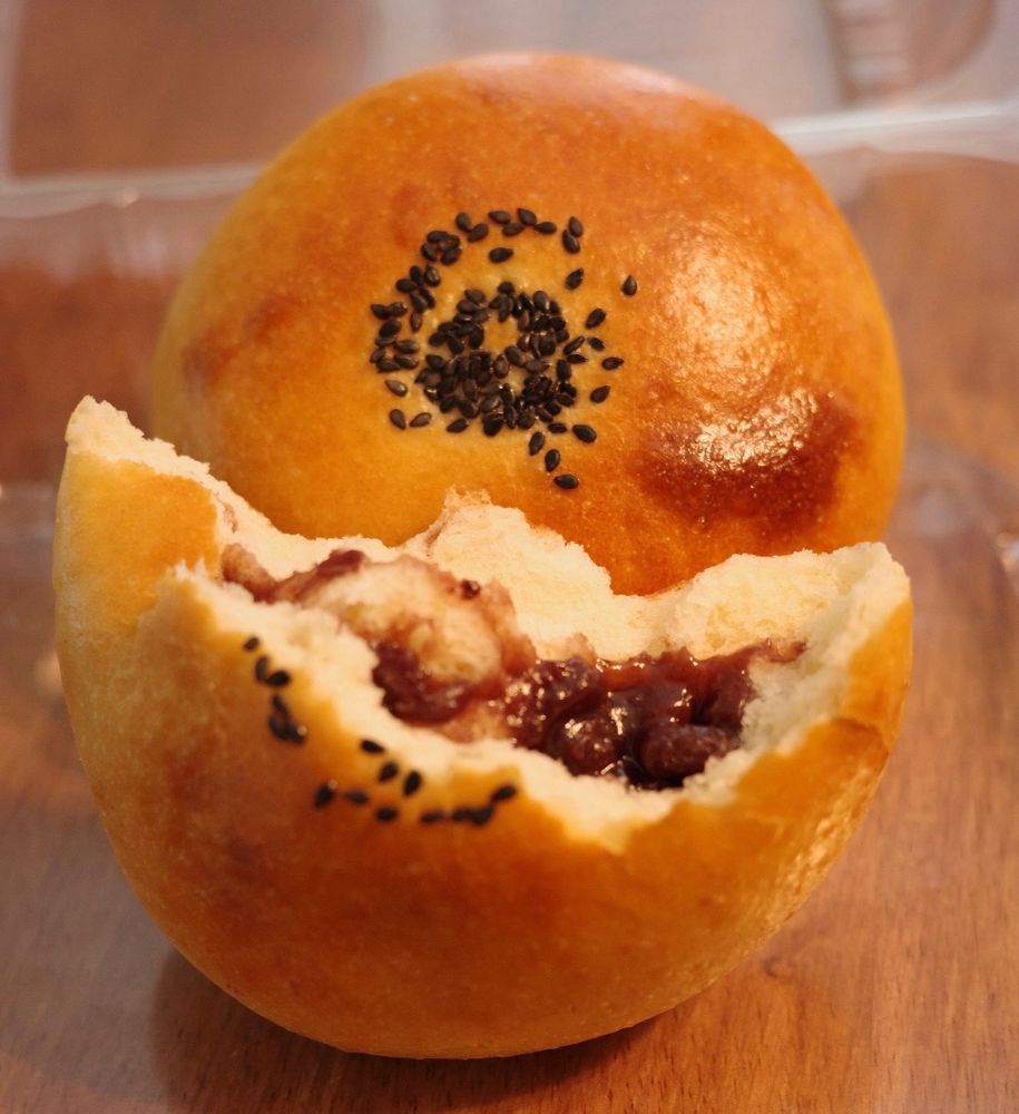 Hong Kong Bakery & Dimsum