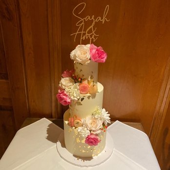 Sweeeeet.com Desserts - a wedding cake - Desserts Near Me - San Ramon, California Sweeeeet.com Desserts - a wedding cake - Desserts Near Me - San Ramon, California