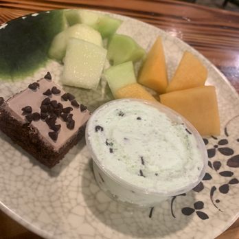 Hiro Japanese Buffet - Icecream & fruit - Sushi Bars Near Me - Aurora, Colorado