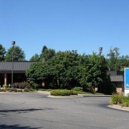 Exterior photo of VCA Bloomington Animal Hospital - Bloomington, Minnesota Exterior photo of VCA Bloomington Animal Hospital - Bloomington, Minnesota