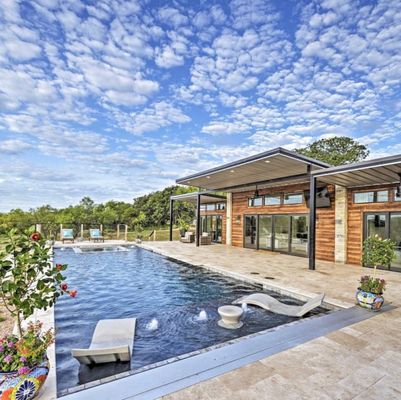 Extreme Exteriors Swimming Pools and Outdoor Living