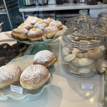 Charmaine Sweets - Bakeries Near Me - Toronto, Ontario Charmaine Sweets - Bakeries Near Me - Toronto, Ontario
