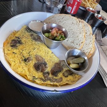Cafe Smitten - Mushroom omelette - Breakfast & Brunch Near Me - Bakersfield, California
