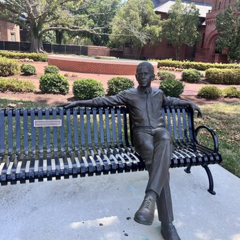 Hampton University - President Barack Obama - Colleges & Universities Near Me - Hampton, Virginia