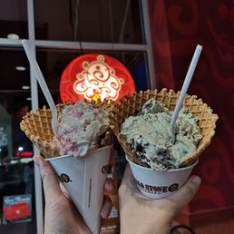 Cheesecake Fantasy and Mint Mint Chocolate Chocolate Chip Cheesecake Fantasy and Mint Mint Chocolate Chocolate Chip