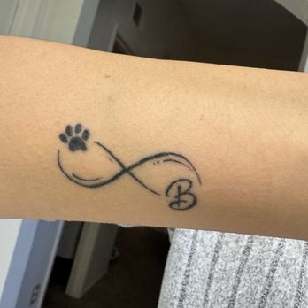 MD Tattoo Studio - My dog paw and his initial - Tattoo Near Me - Thousand Oaks, California