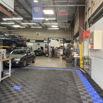 Wrench Werks - Where it goes down - Auto Repair Near Me - Honolulu, Hawaii