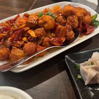 Jiang's Kitchen - Diced Crispy Chicken with Crispy Red Pepper - Chinese Near Me - New York, New York Jiang's Kitchen - Diced Crispy Chicken with Crispy Red Pepper - Chinese Near Me - New York, New York