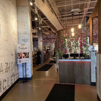 Bar Siena North Shore - Reception desk upon entering. - Italian Near Me - Skokie, Illinois Bar Siena North Shore - Reception desk upon entering. - Italian Near Me - Skokie, Illinois