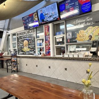 Burger Blvd - Counter - Burgers Near Me - Redlands, California Burger Blvd - Counter - Burgers Near Me - Redlands, California