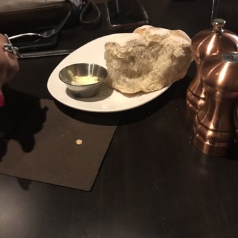 110 Grill - Bread with garlic spread - New American Near Me - Holyoke, Massachusetts