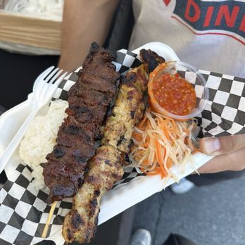 Smorgasburg - Golden Skewer beef and chicken - Street Vendors Near Me - Los Angeles, California