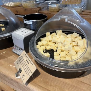 Beecher's Handmade Cheese - Cheese Shops Near Me - Seattle, Washington