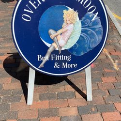 Over The moon - This is what first caught my attention-the gorgeous sign!