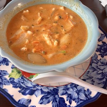 Lantern House Asian Bistro - Masaman curry medium heat with chicken - Seafood Near Me - Anderson, Indiana