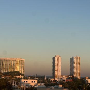 Pompano Beach - So purrrty... enjoying my afternoon coffee as the sunsets & wrapped up like a burrito with this weather. Hahahaha... - Beaches Near Me - Pompano Beach, Florida Pompano Beach - So purrrty... enjoying my afternoon coffee as the sunsets & wrapped up like a burrito with this weather. Hahahaha... - Beaches Near Me - Pompano Beach, Florida