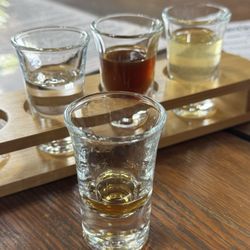 Boxwood Distillery - Tasting samples