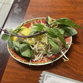 Paradise Restaurant - Spices for pho - Vietnamese Near Me - Fresno, California