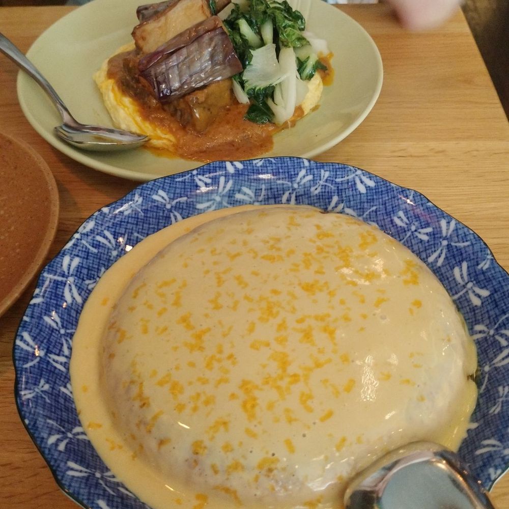 Naks - Salted egg pancake and kare kare omelette - Filipino Near Me - New York, New York
