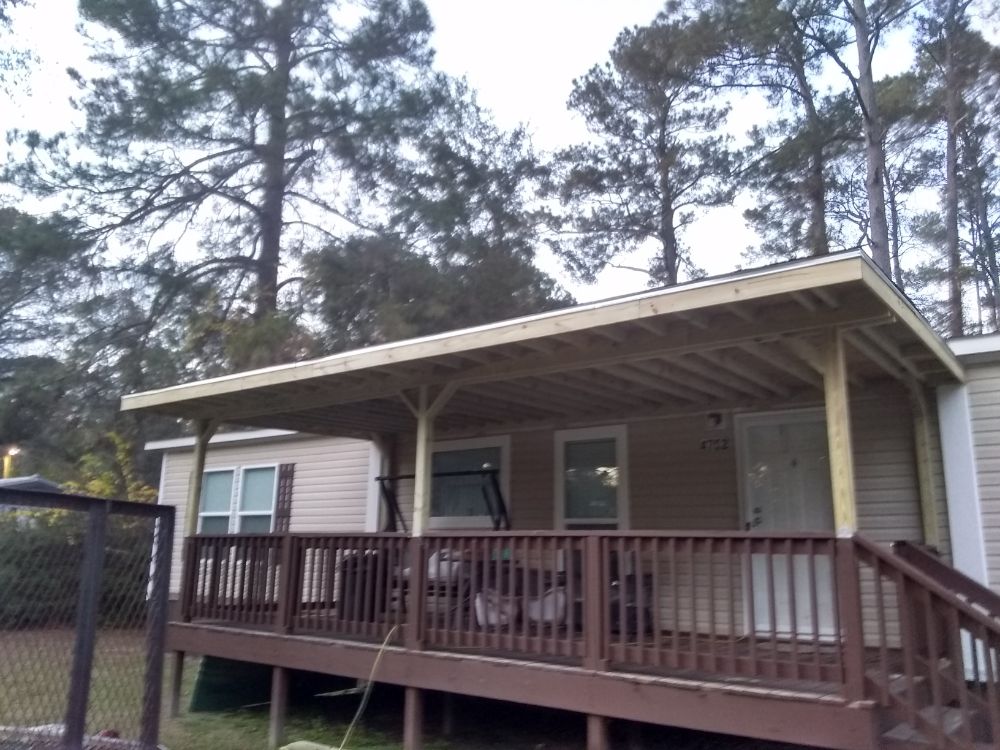 Slide of All seasons fence