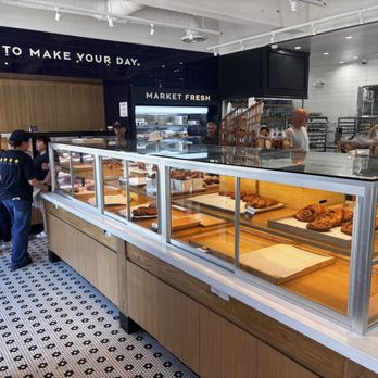 Paris Baguette - Bakery selections in line - Bakeries Near Me - Thousand Oaks, California Paris Baguette - Bakery selections in line - Bakeries Near Me - Thousand Oaks, California
