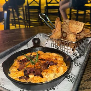 Jason Aldean's Kitchen + Rooftop Bar - Buffalo Chicken Dip - Beer Bar Near Me - Nashville, Tennessee