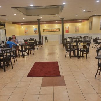 Mario's Ristorante - Marios Dining Room - Italian Near Me - Galveston, Texas