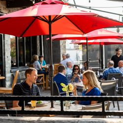 The Firebrand Hotel - Outdoor dining at the Firebrand