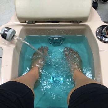 Sky Nail Zone - Nice foot spa - Nail Salons Near Me - East Windsor, New Jersey