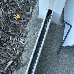 South East Fence & Supply - Broken fence after less than 5 years that caused our concrete to crack as well