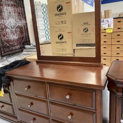 Overstock Furniture & Mattress - Dresser with mirror