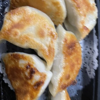 Shanghai Restaurant - 6 Piece Homemade Pan Fried Dumplings soo good perfect crisp yet soft middle - Dim Sum Near Me - Austin, Texas