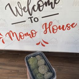 Veggie and chicken steamed momos