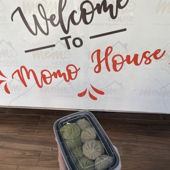 MoMo House - Veggie and chicken steamed momos - Himalayan/Nepalese Near Me - Berkeley, California